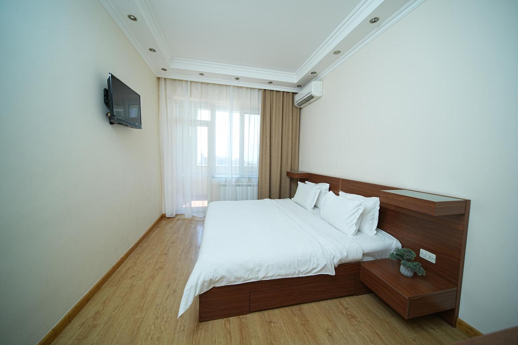 יירבאן Sweet Home Apart-Hotel מראה חיצוני תמונה